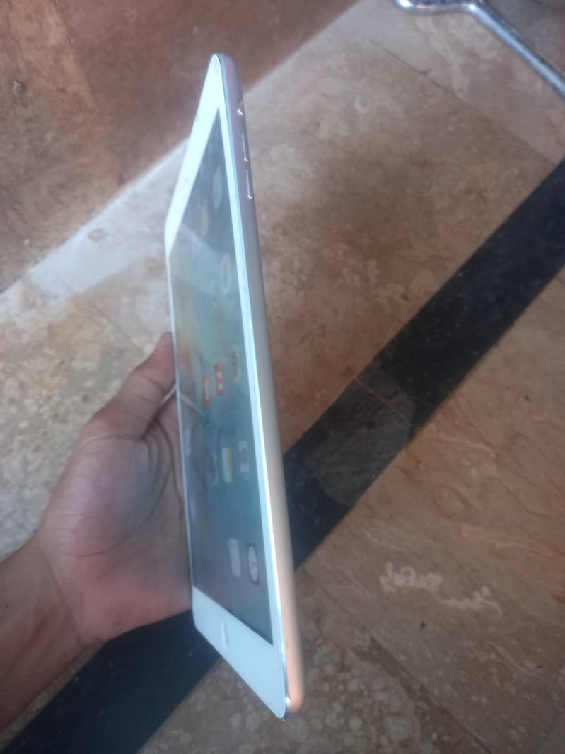 Apple iPhone Other Model 4