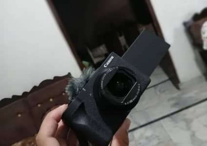 Canon PowerShot V1 Vlogging Cam