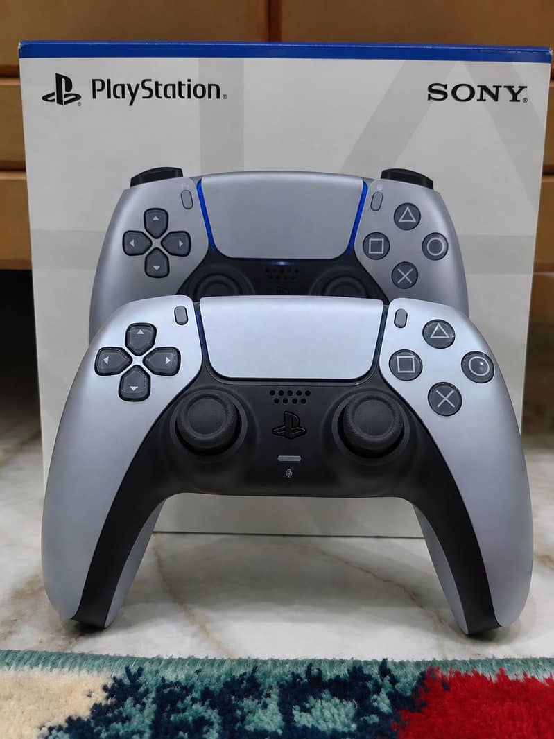 PS5 dual less controller 2