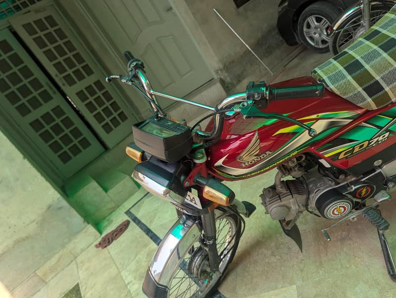 CD 70 2022 Model 0