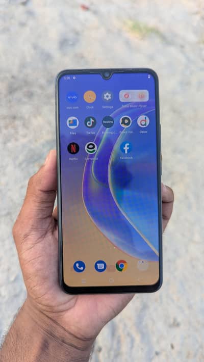 Vivo V21e