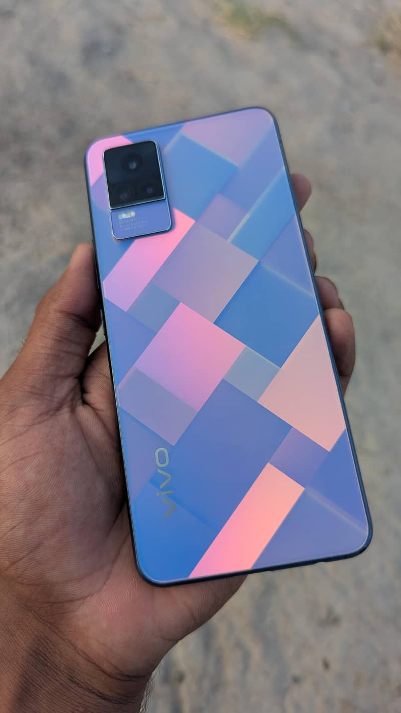 Vivo V21e 1
