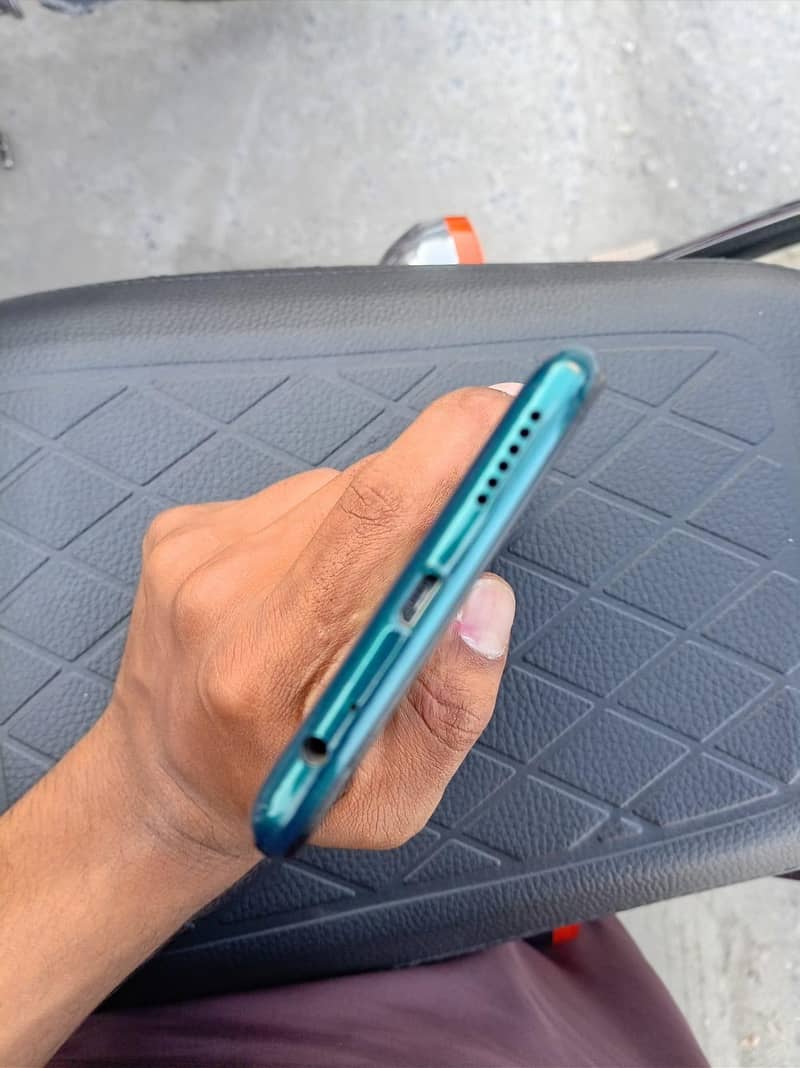 TECNO spark 5pro 4