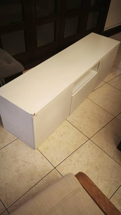 MEDIA CONSOLE