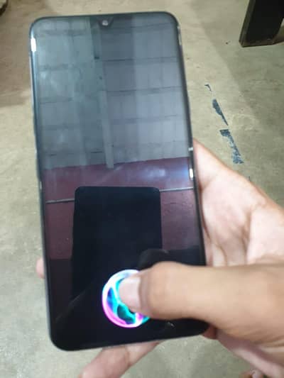 Lg g8x thina