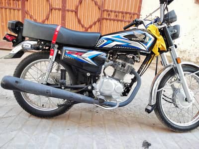 honda 125 24/25 for sale black edition