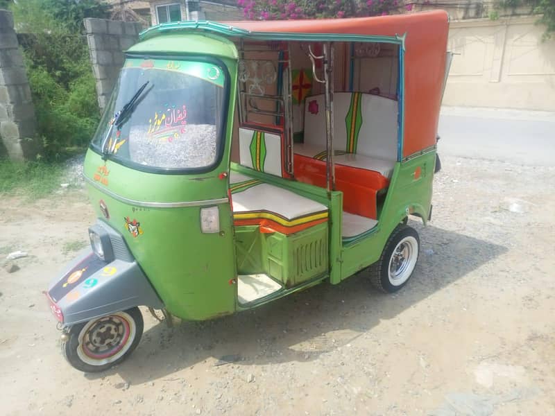 2016 model auto riksha 1