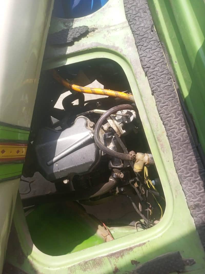 2016 model auto riksha 4