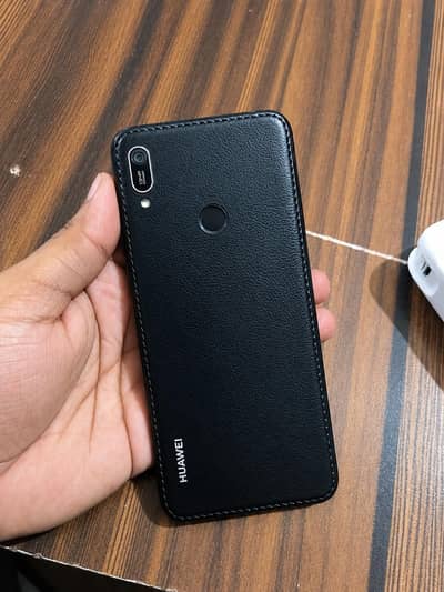 Huawei Y6 Prime – Black – Fingerprint – 13MP Camera – Good Condition