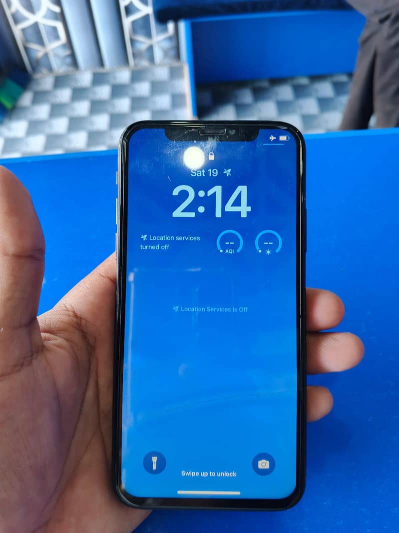 Apple iPhone X 0