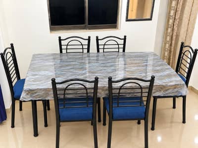 6 Seater Dining Table Set – Excellent Condition – Urgent Sale