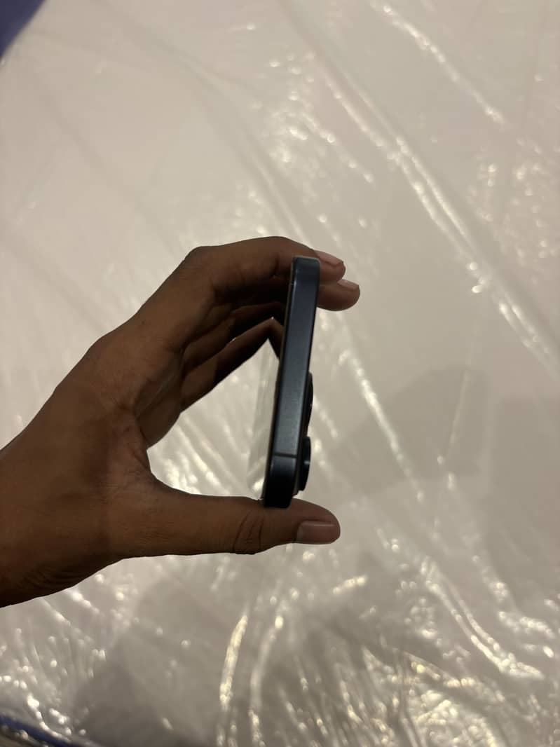 Apple iPhone 15 Pro Max 7