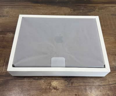 MacBook pro M3 Chip with full box for sale