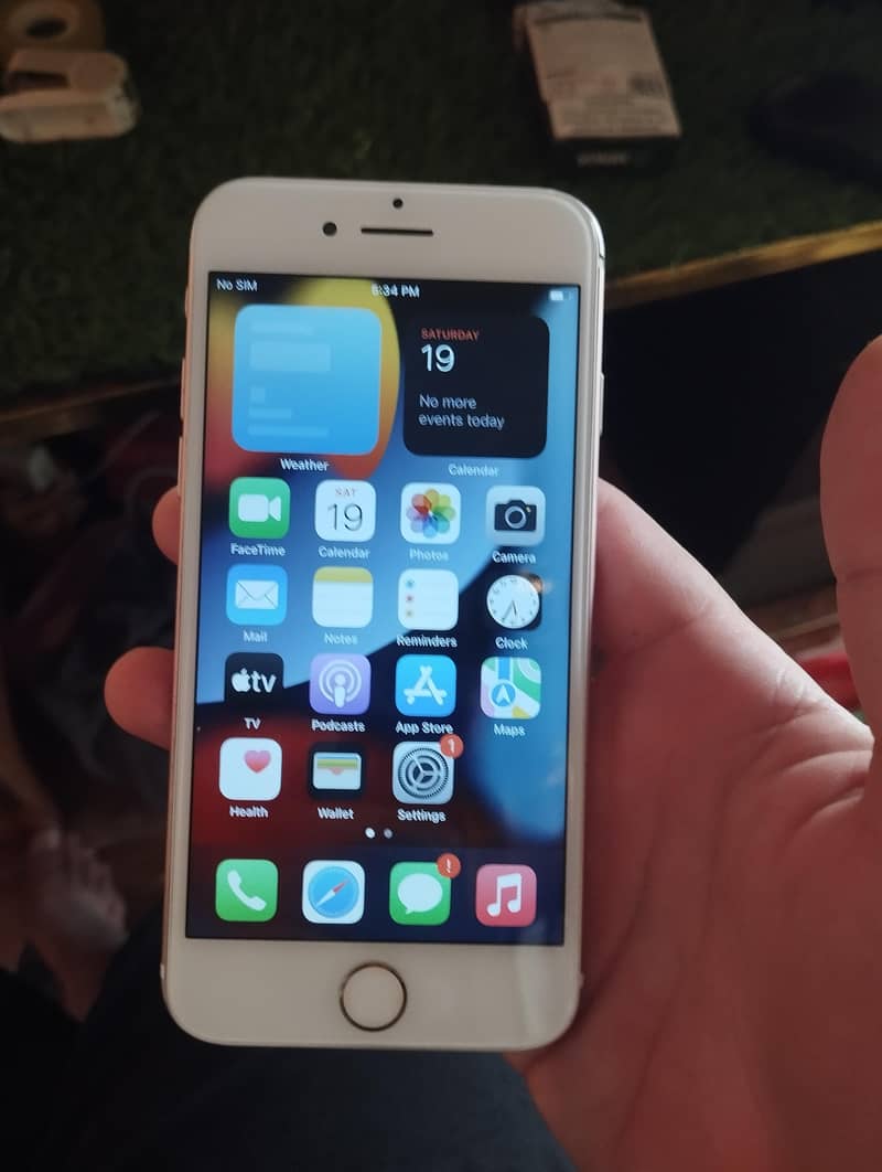 Apple iPhone 7 1