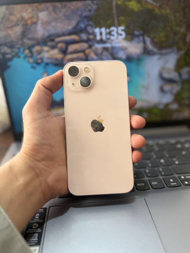 Apple iPhone 13 3