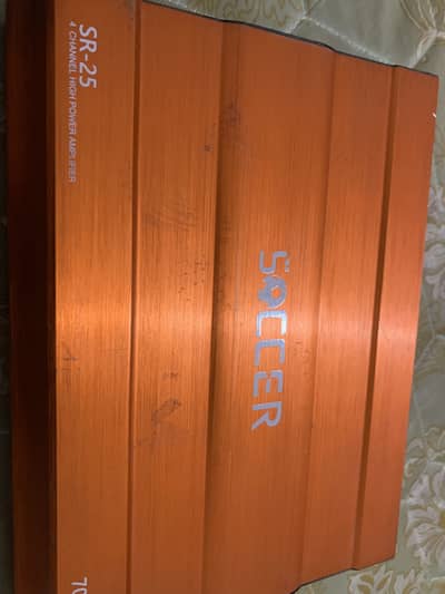 4 Channel Amplifier japani Up for sale