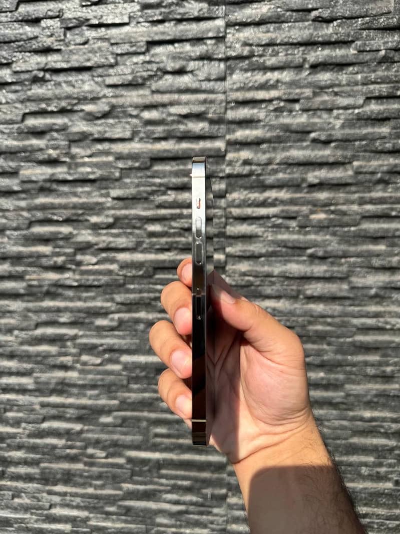 Apple iPhone 14 Pro Max 5