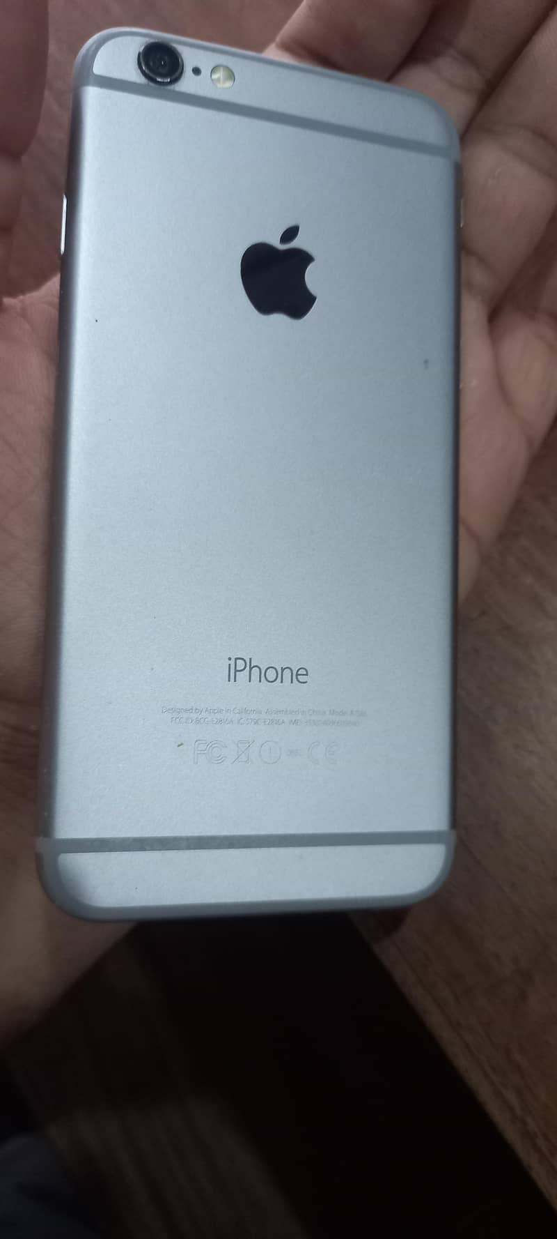 Apple iPhone 6S 1