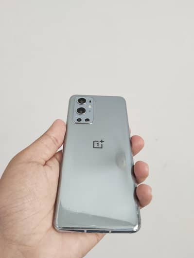 One Plus 9 Pro 5g 12/256