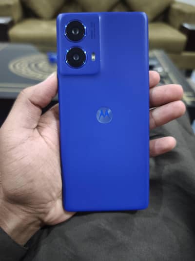 Motorola Moto G85