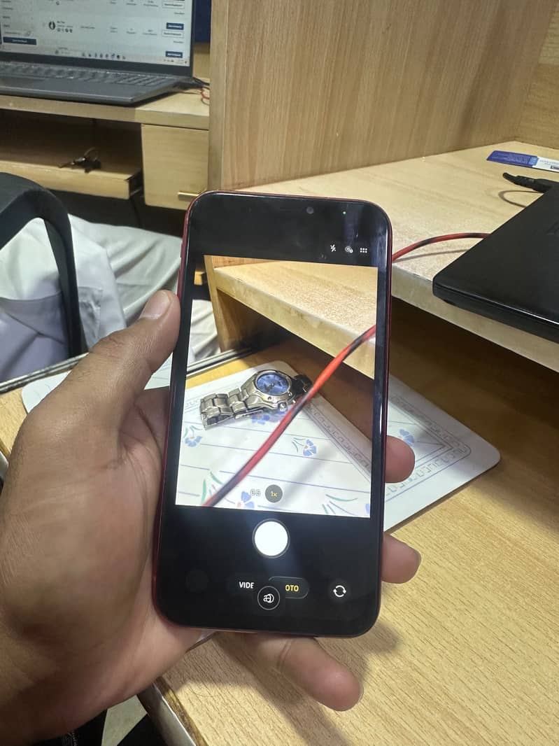 Apple iPhone 11 5