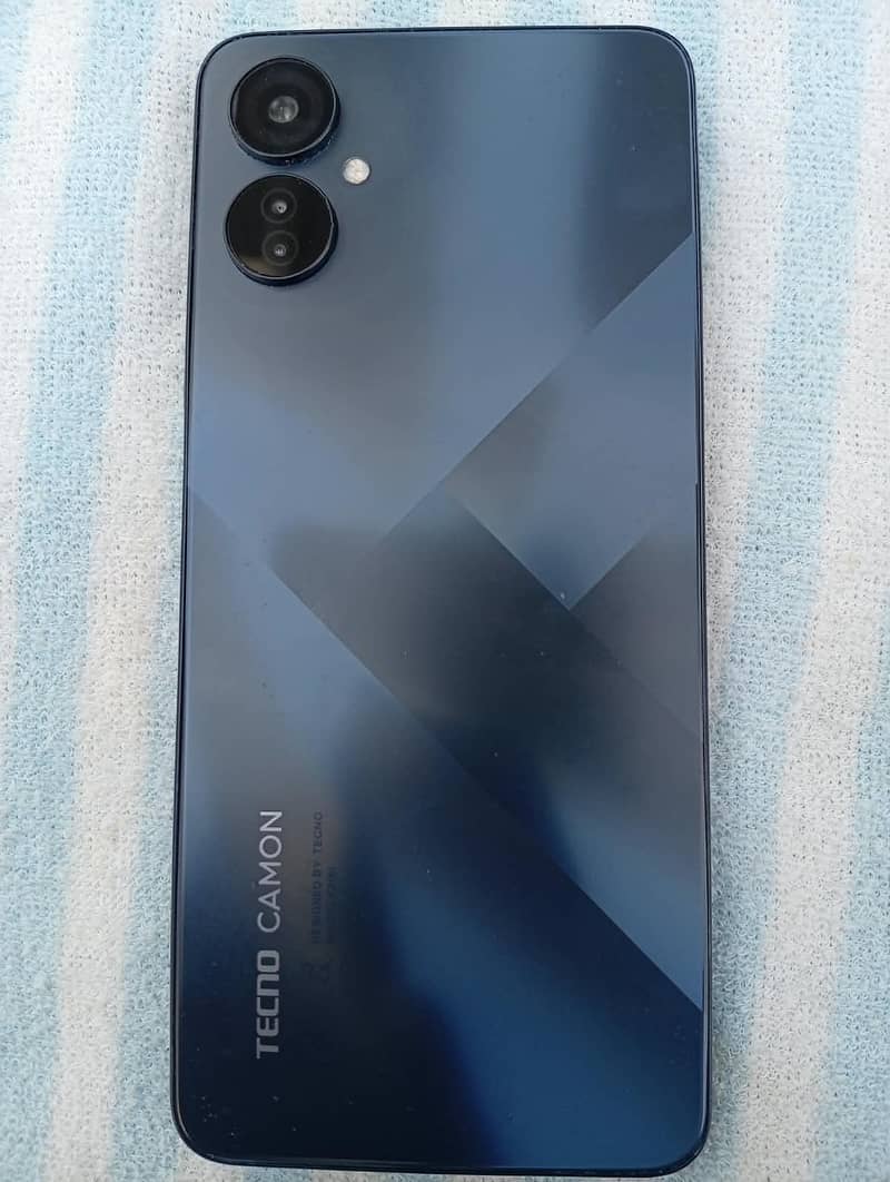 Tecno Camon 19 4
