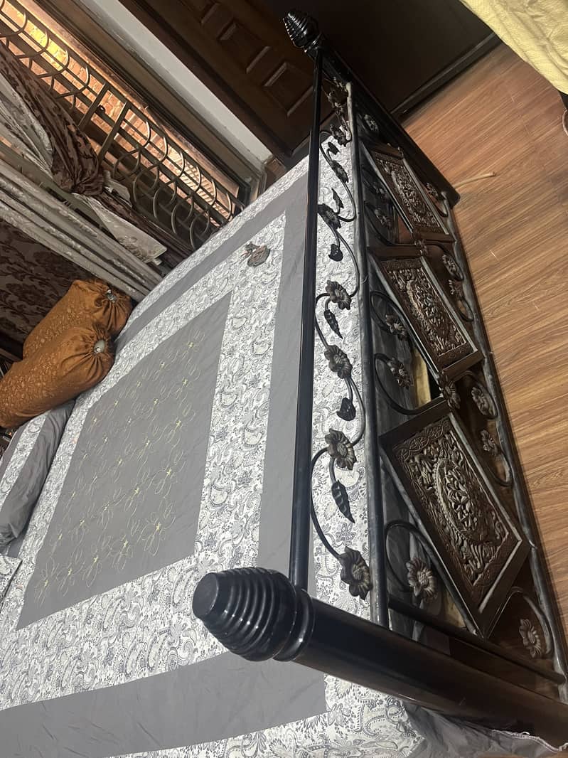 Iron bed 1