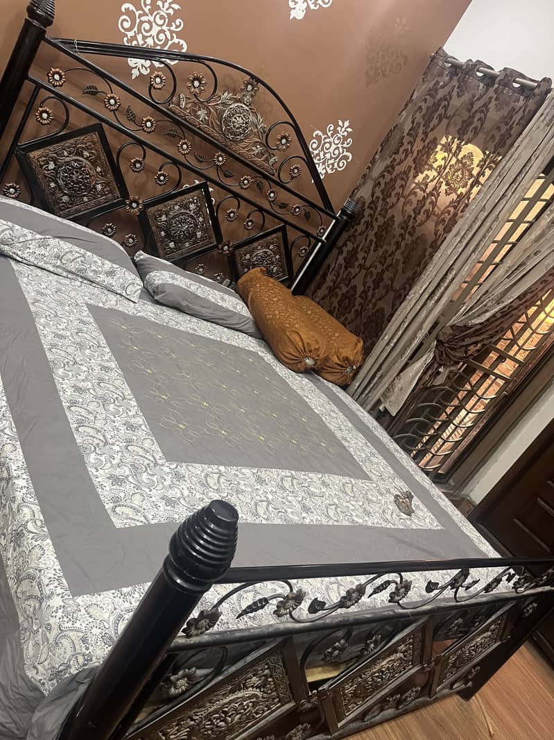 Iron bed 2
