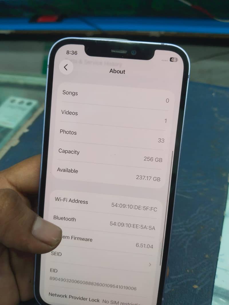 Apple iPhone 12 8