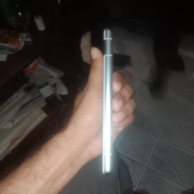 Google Pixel 7a 2