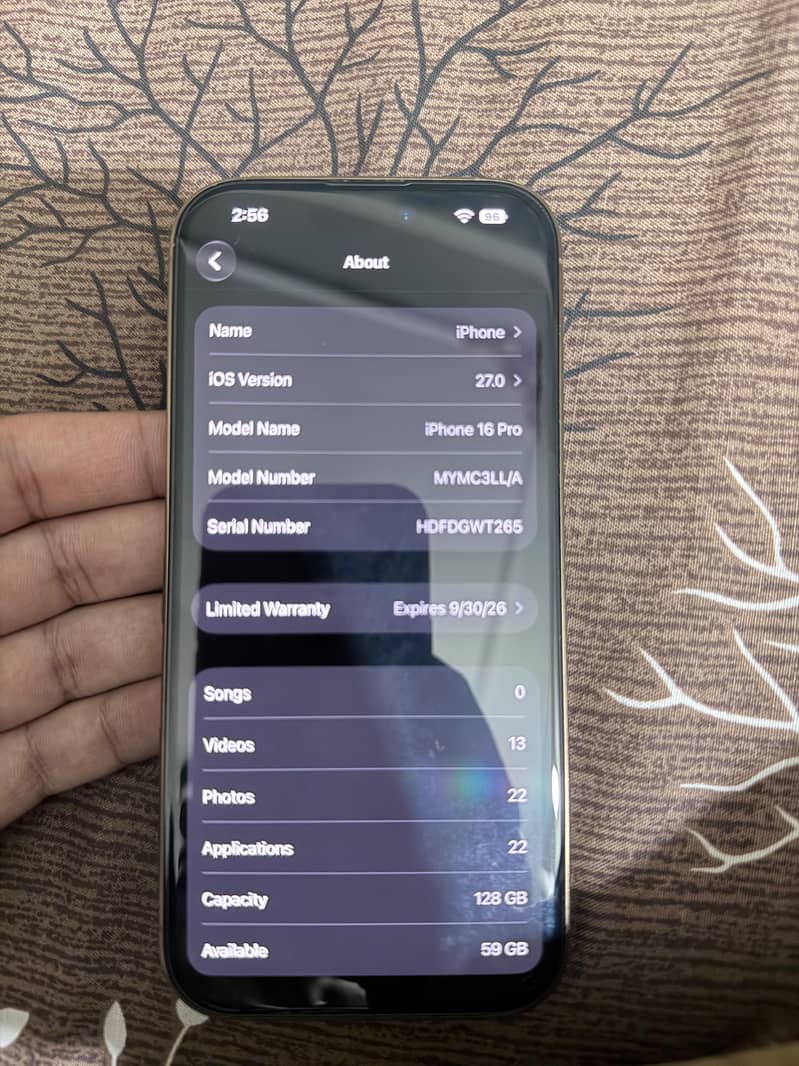 Apple iPhone 16 Pro 3