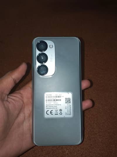 Tecno spark 40 pro plus