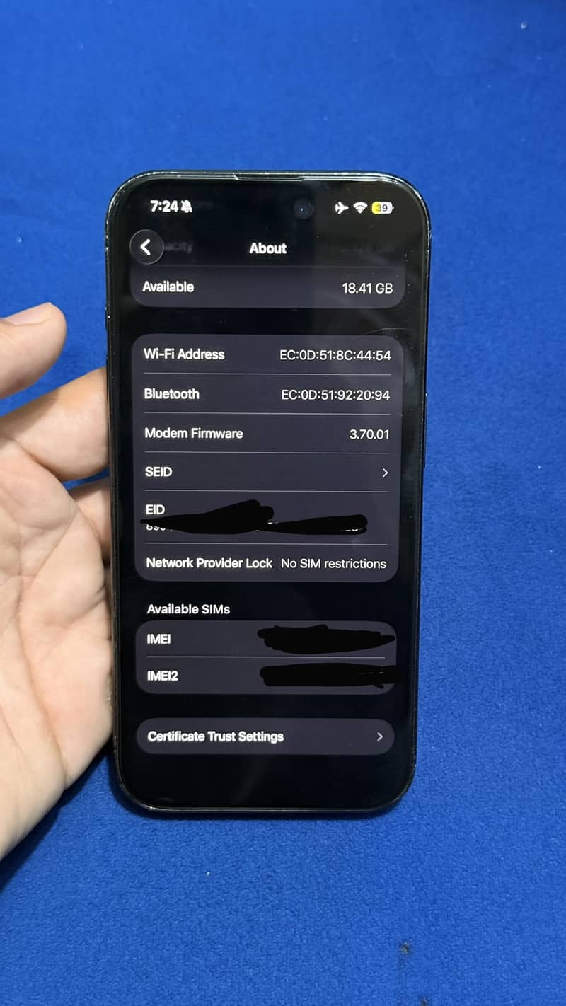 Apple iPhone 15 Pro 2