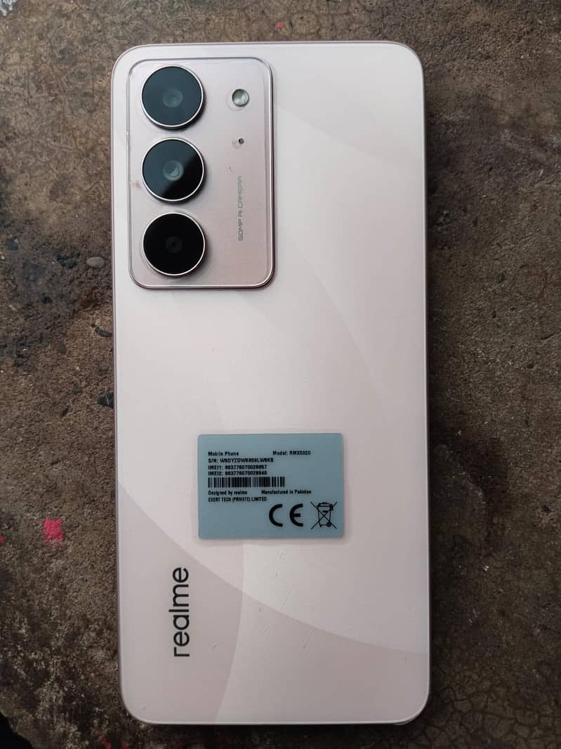 Realme C75x 1