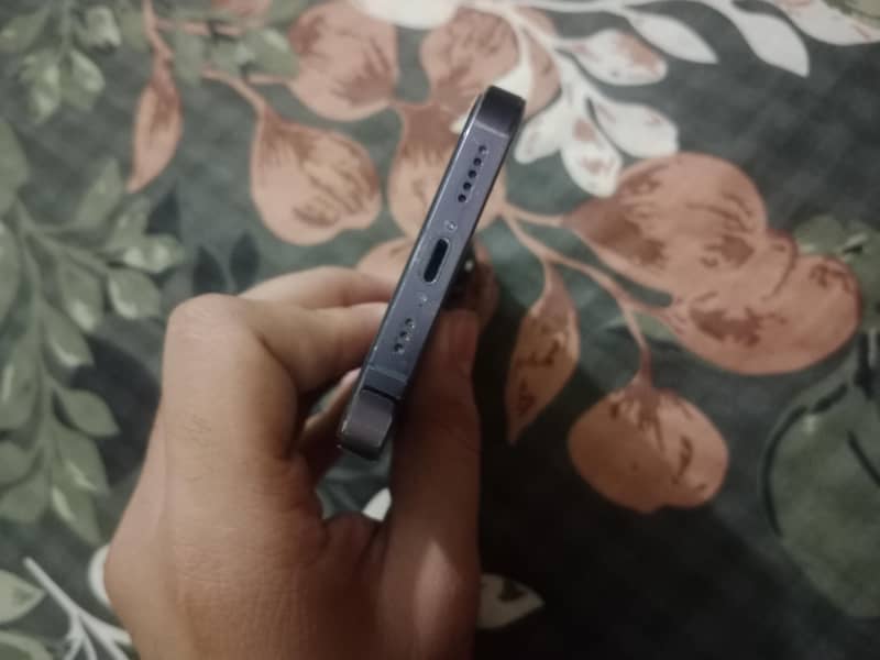 Apple iPhone 14 Pro 3