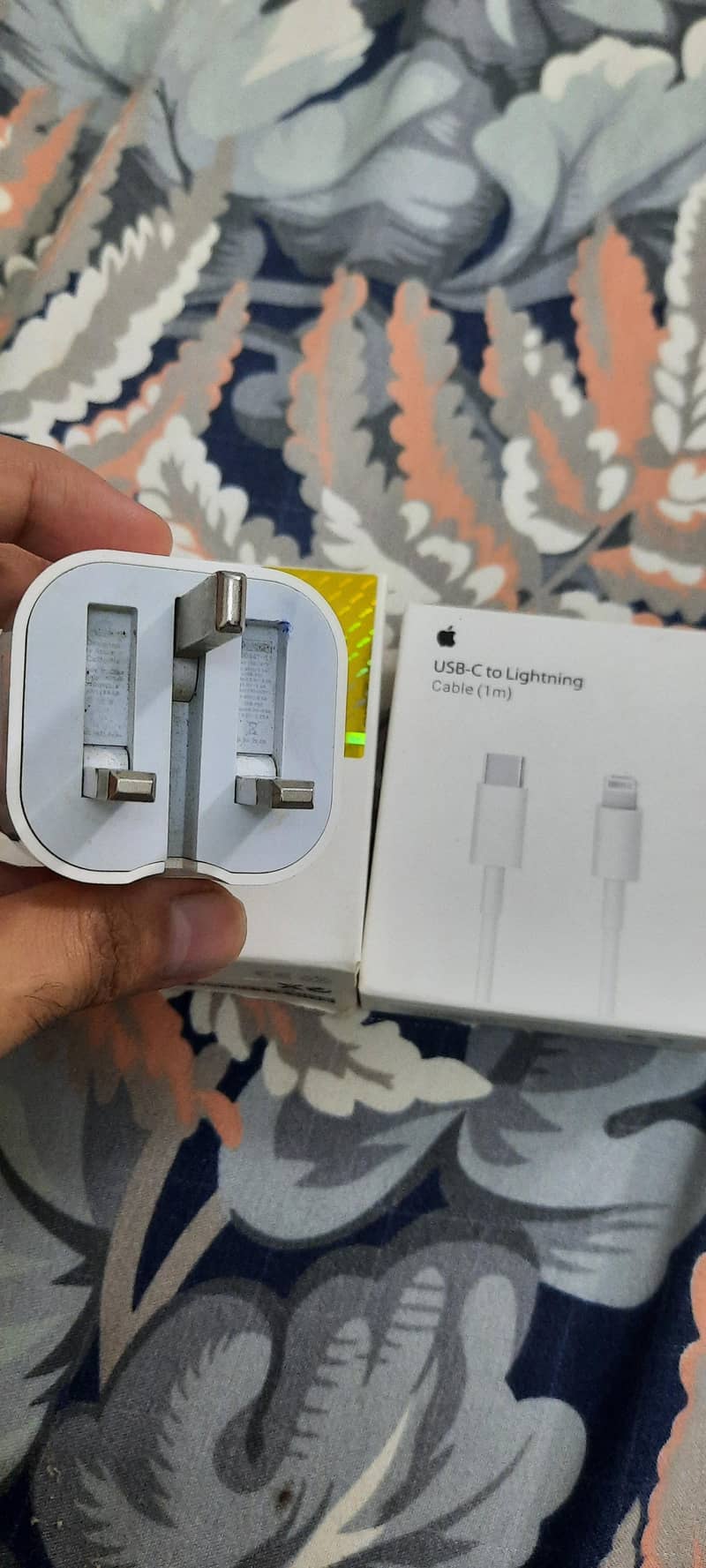 iphone charger 0