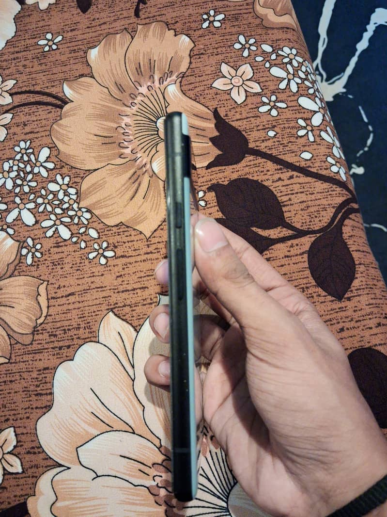 Google Pixel 6a 3