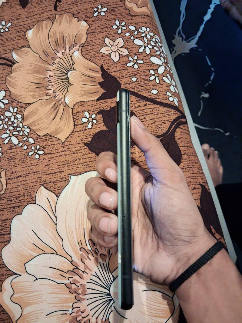 Google Pixel 6a 4
