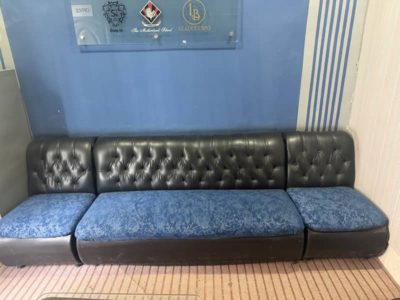 Office furniture - Office Tables - 1119494416