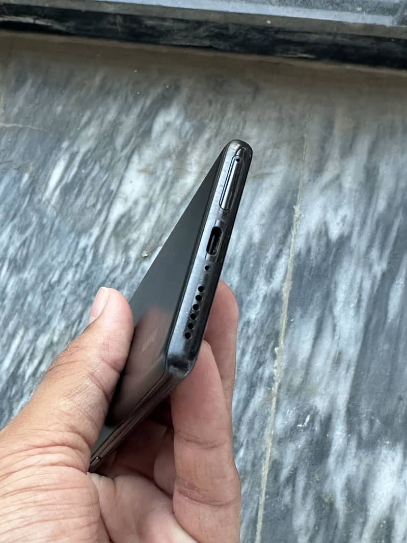 Xiaomi Redmi Note 14 Pro 4