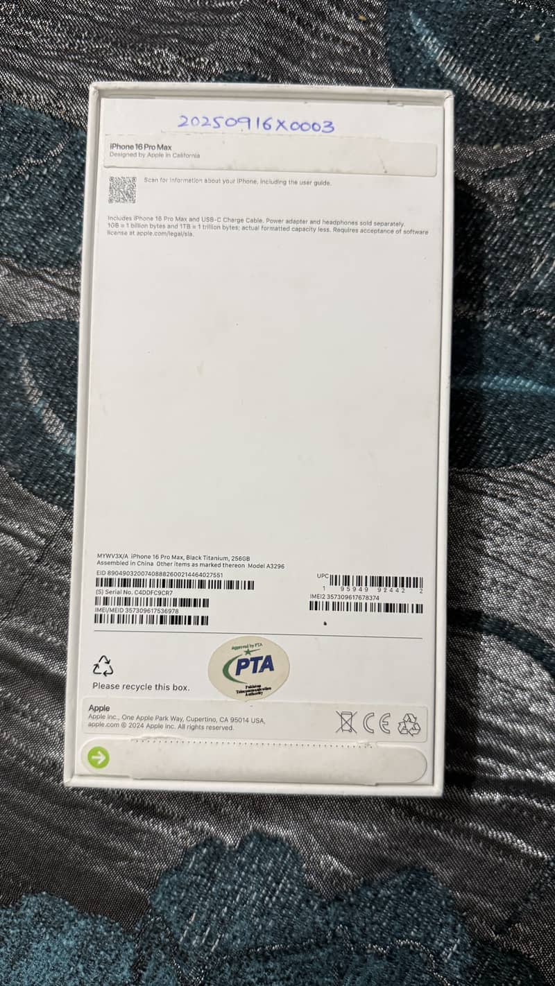 Apple iPhone 16 Pro Max 3