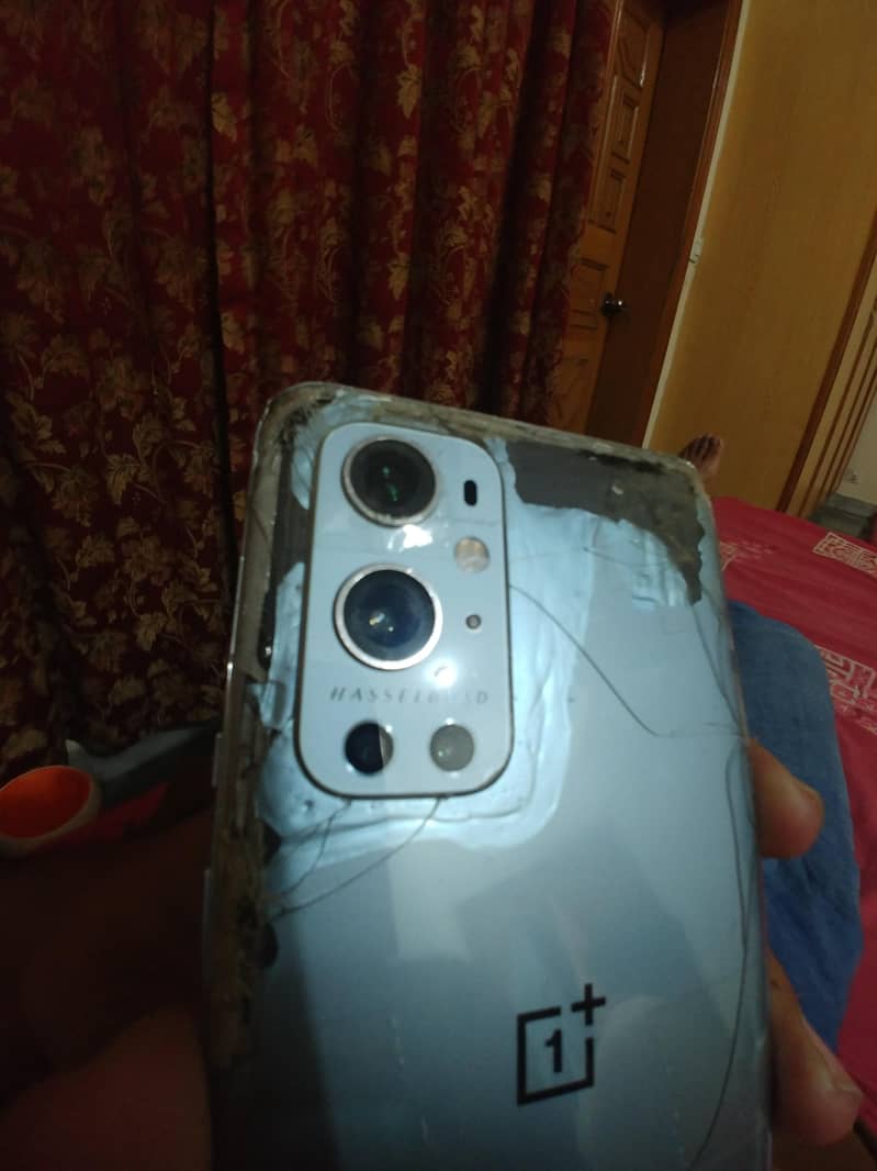 One Plus 9 Pro 1