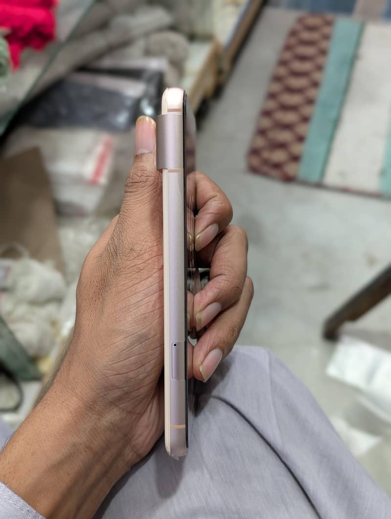 Google Pixel 8 3