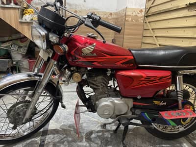 CG 125 2020 Model For Sale bilkul Saaf Condition Hai