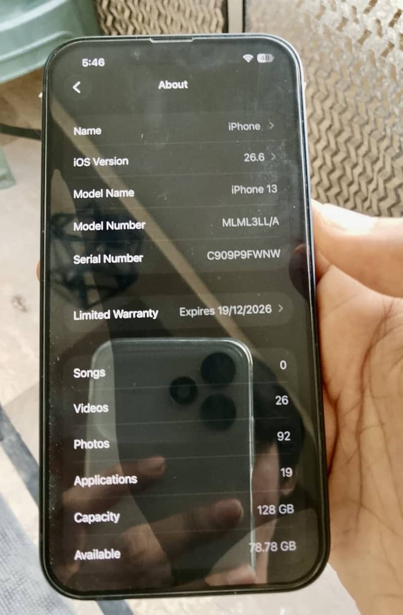 Apple iPhone 13 4