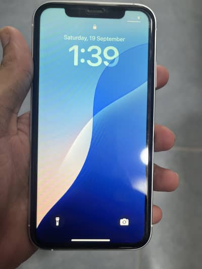 Apple iPhone XR converted by iphone 17 pro