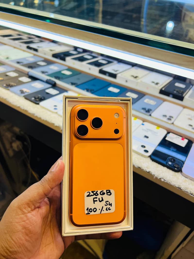 Apple iPhone 15 Pro Max 9