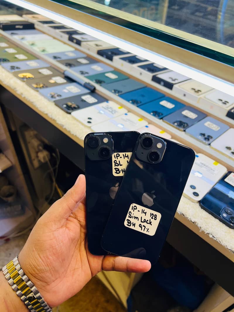 Apple iPhone 15 Pro Max 14