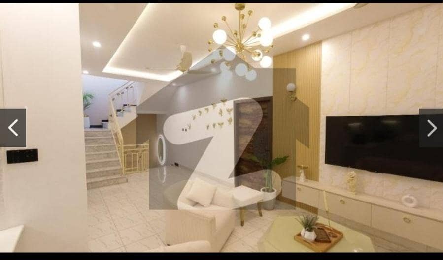 corner house 15