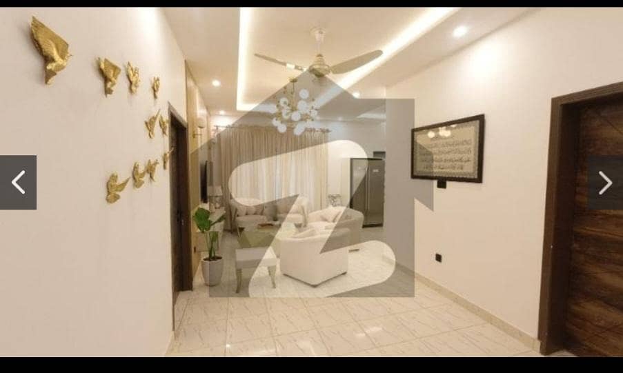 corner house 17